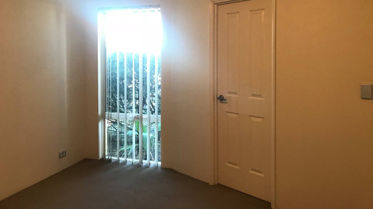 8/28 Irrawaddy Drive, Greenfields, WA 6210 AUS
