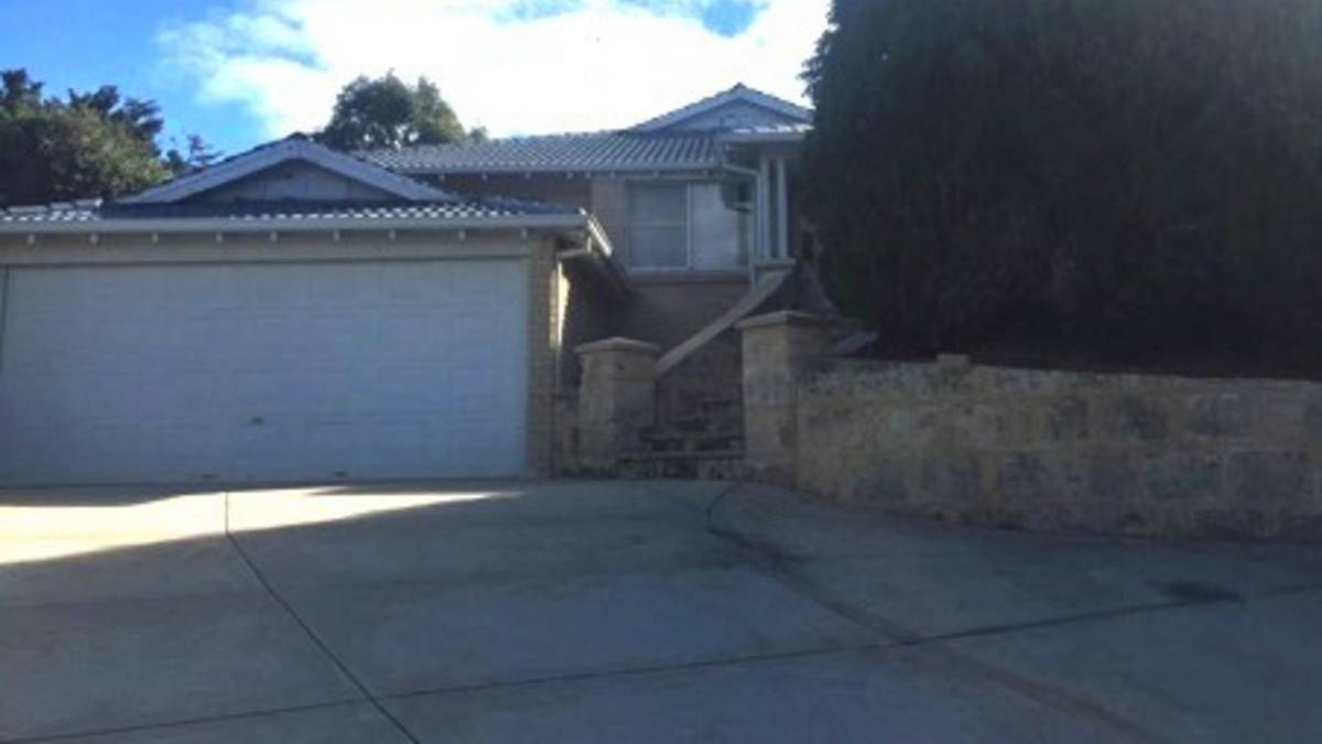 24 Hestia Place, San Remo, WA 6210 AUS