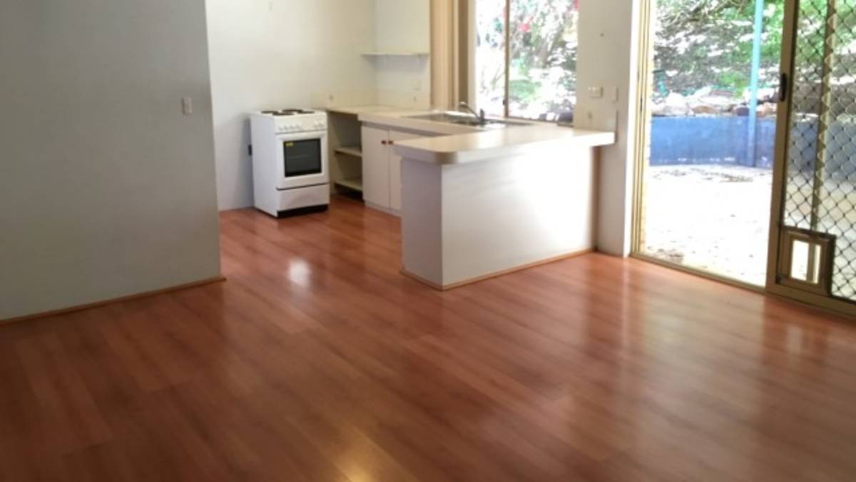 104B Janis Street, HALLS HEAD, WA 6210 AUS