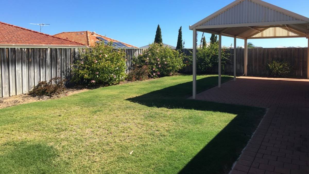 37 Hibbertia Follow, HALLS HEAD, WA 6210 AUS