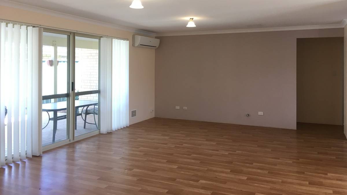 36 Saffron Loop, FALCON, WA 6210 AUS