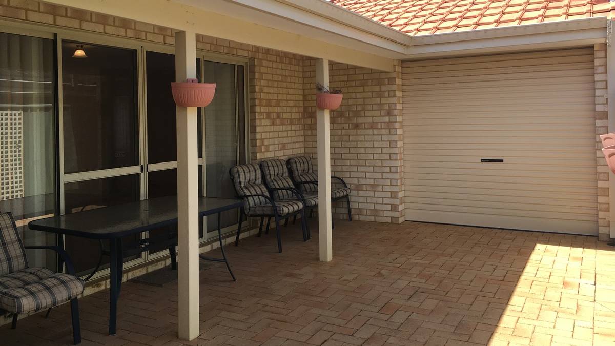 36 Saffron Loop, FALCON, WA 6210 AUS