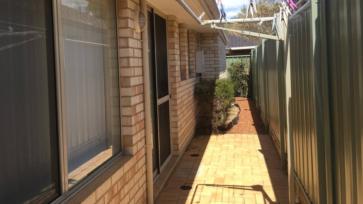 36 Saffron Loop, FALCON, WA 6210 AUS