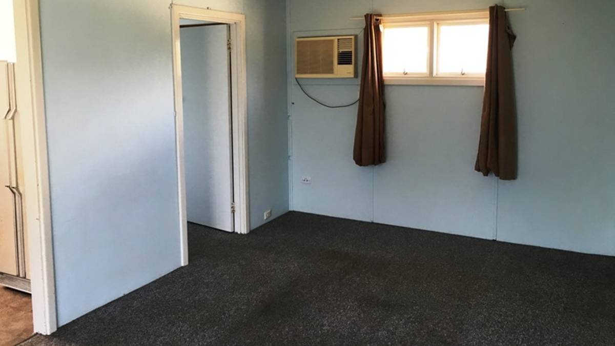 17 Tallas Road, SILVER SANDS, WA 6210 AUS