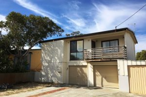17 Tallas Road, SILVER SANDS, WA 6210 AUS