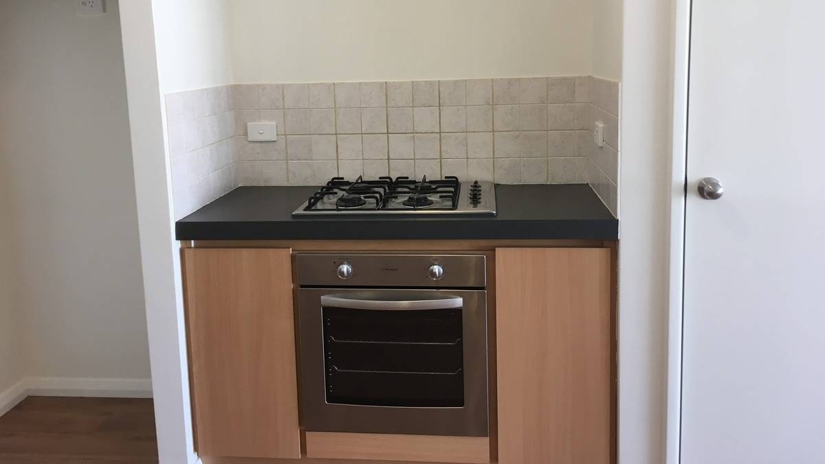 3/24 Creery Street, Dudley Park, WA 6210 AUS