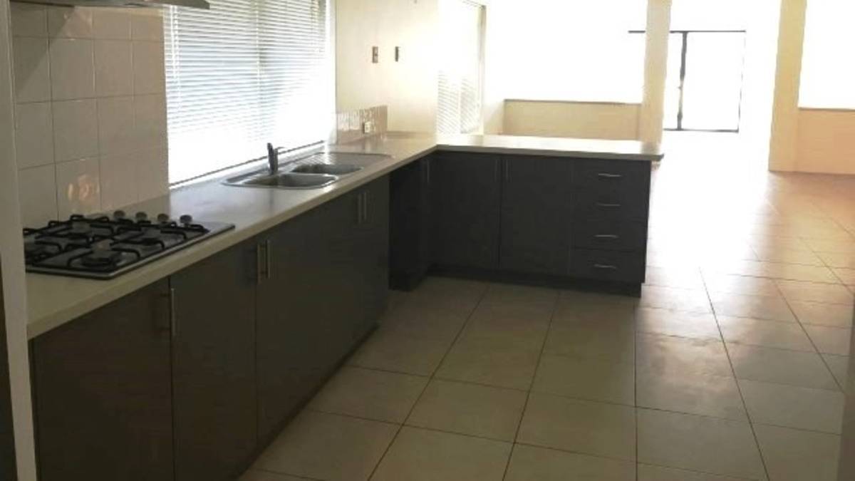 265 Peelwood Parade, HALLS HEAD, WA 6210 AUS