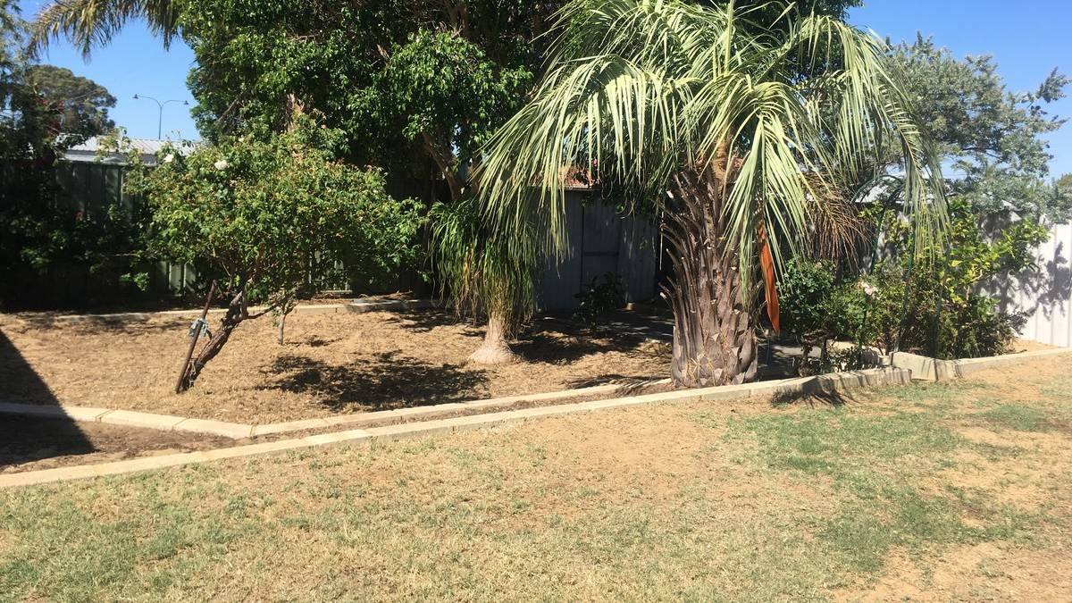76 Exchequer Avenue, Greenfields, WA 6210 AUS