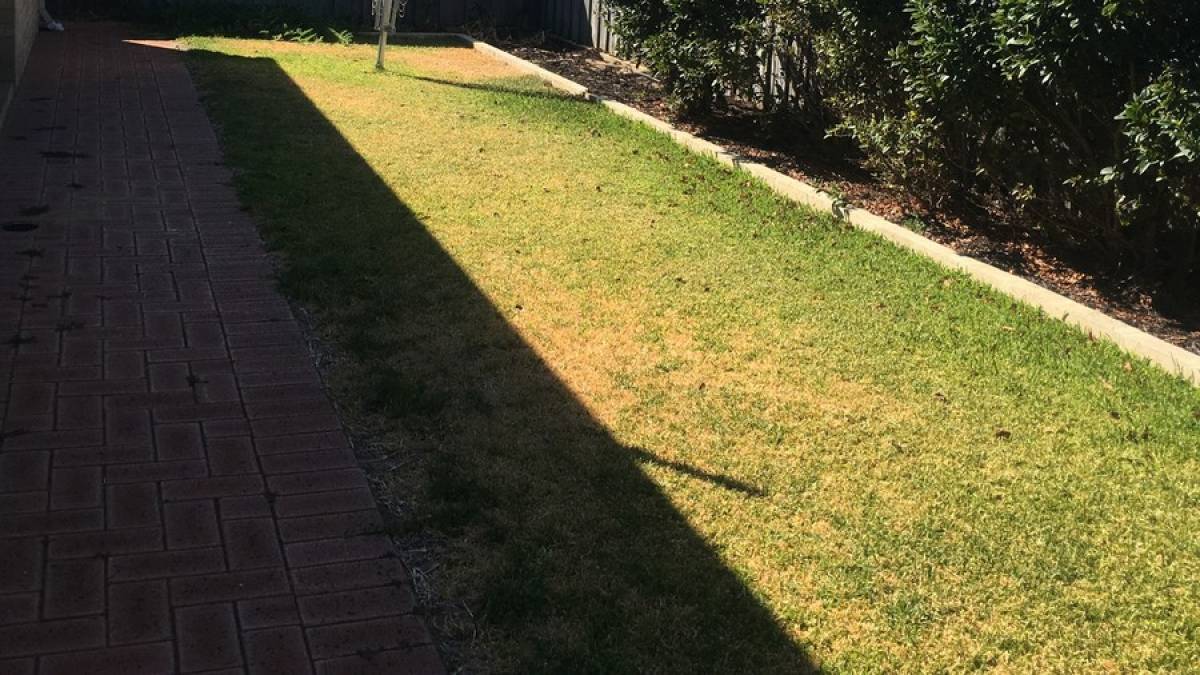 27 Marsdenia Road, HALLS HEAD, WA 6210 AUS