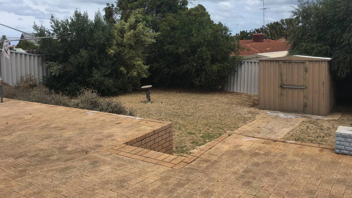 69 Portmarnock Circle, Halls Head, WA 6210 AUS