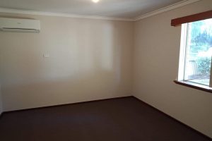 2 Bolton Street, DUDLEY PARK, WA 6210 AUS