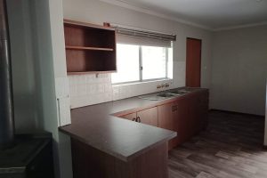 2 Bolton Street, DUDLEY PARK, WA 6210 AUS