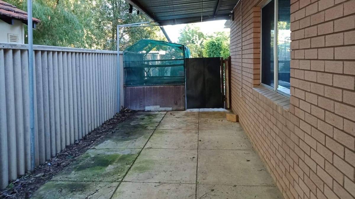 2 Bolton Street, DUDLEY PARK, WA 6210 AUS