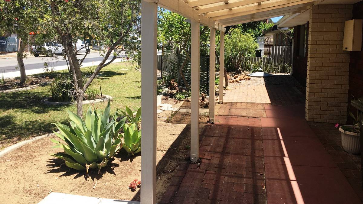 8 Clarise Street, Mandurah, WA 6210 AUS