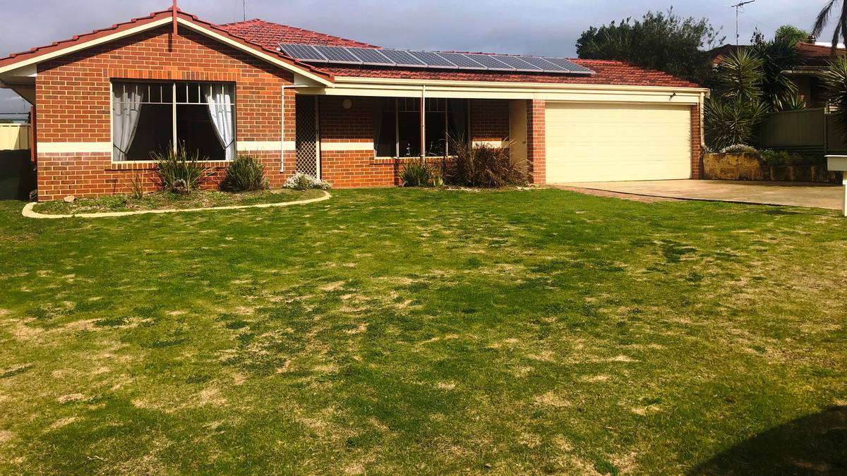 14 Satinash Retreat, Halls Head, WA 6210 AUS