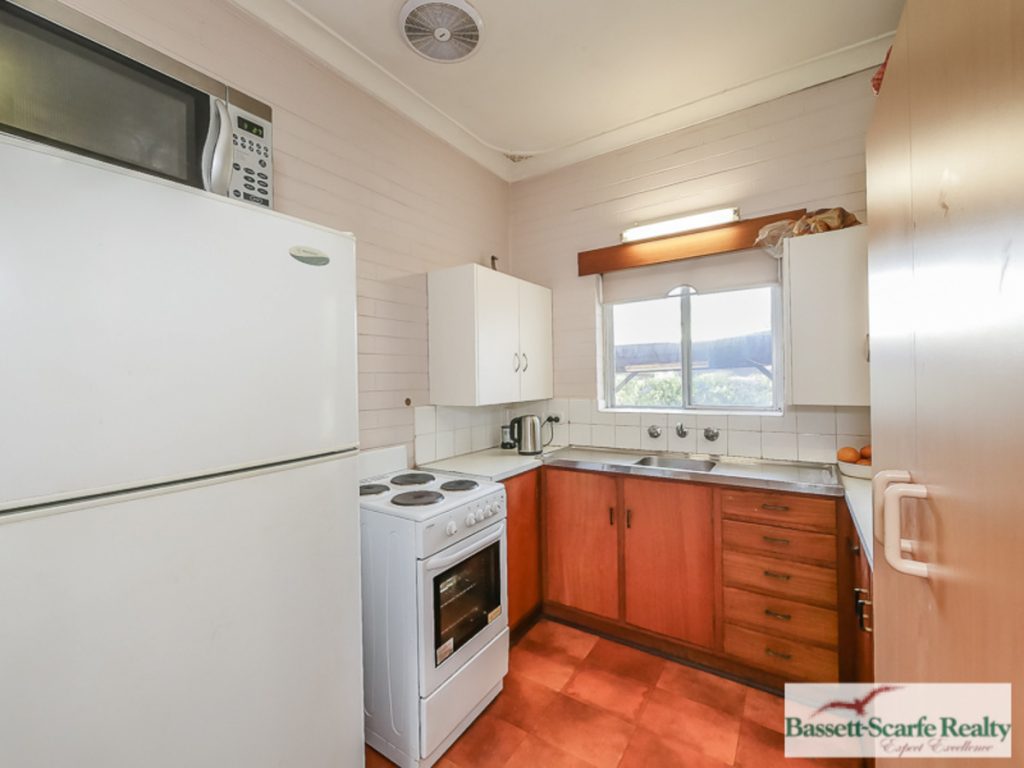 42 Peter Street, Halls Head - Thumbnail 3