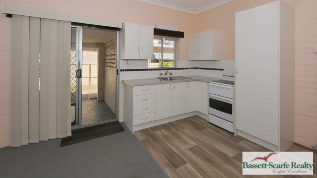 42 Peter Street, Halls Head, WA 6210 AUS