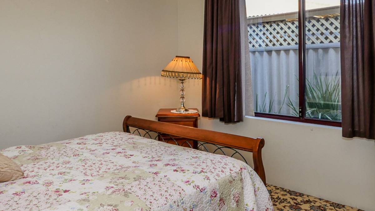 6 Allora Place, Dudley Park, WA 6210 AUS