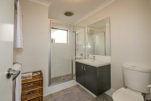 12 Rowan Way, Lakelands, WA 6180 AUS