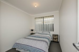 12 Rowan Way, Lakelands, WA 6180 AUS