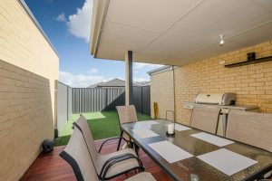 12 Rowan Way, Lakelands, WA 6180 AUS