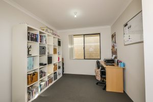 12 Rowan Way, Lakelands, WA 6180 AUS