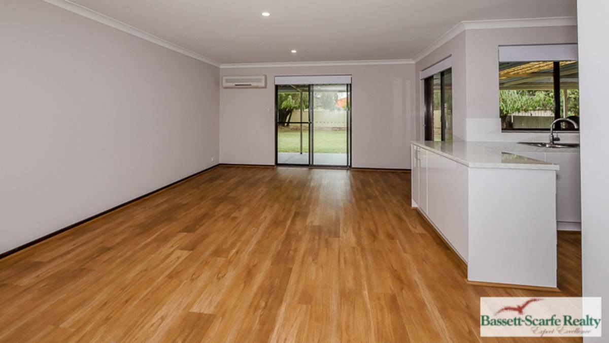 1 Blythwood Street, Dudley Park, WA 6210 AUS