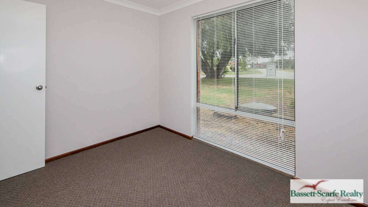 1 Blythwood Street, Dudley Park, WA 6210 AUS