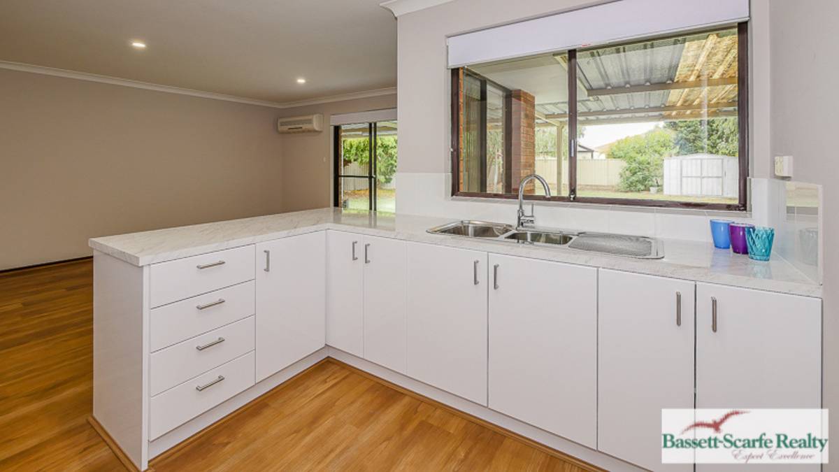 1 Blythwood Street, Dudley Park, WA 6210 AUS