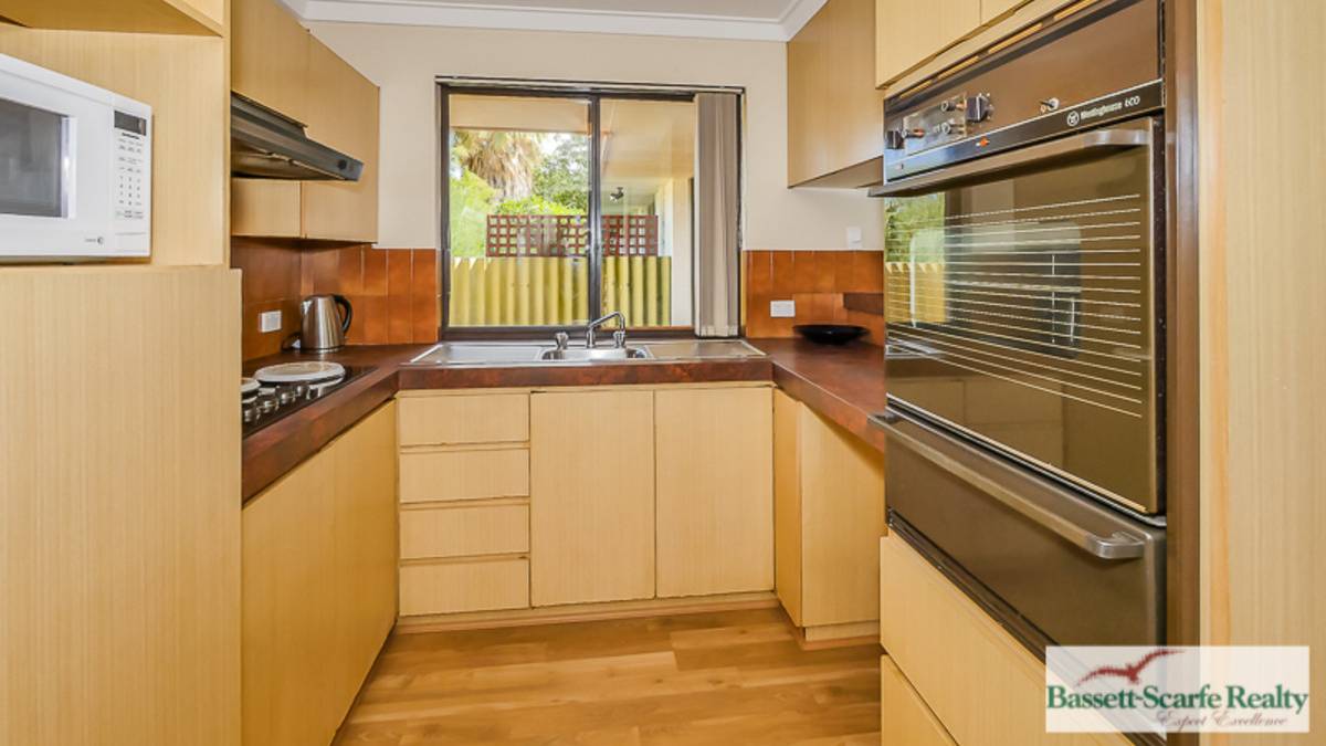 4/44 Sholl Street, Mandurah, WA 6210 AUS
