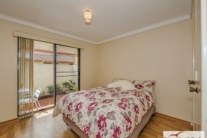 4/44 Sholl Street, Mandurah, WA 6210 AUS