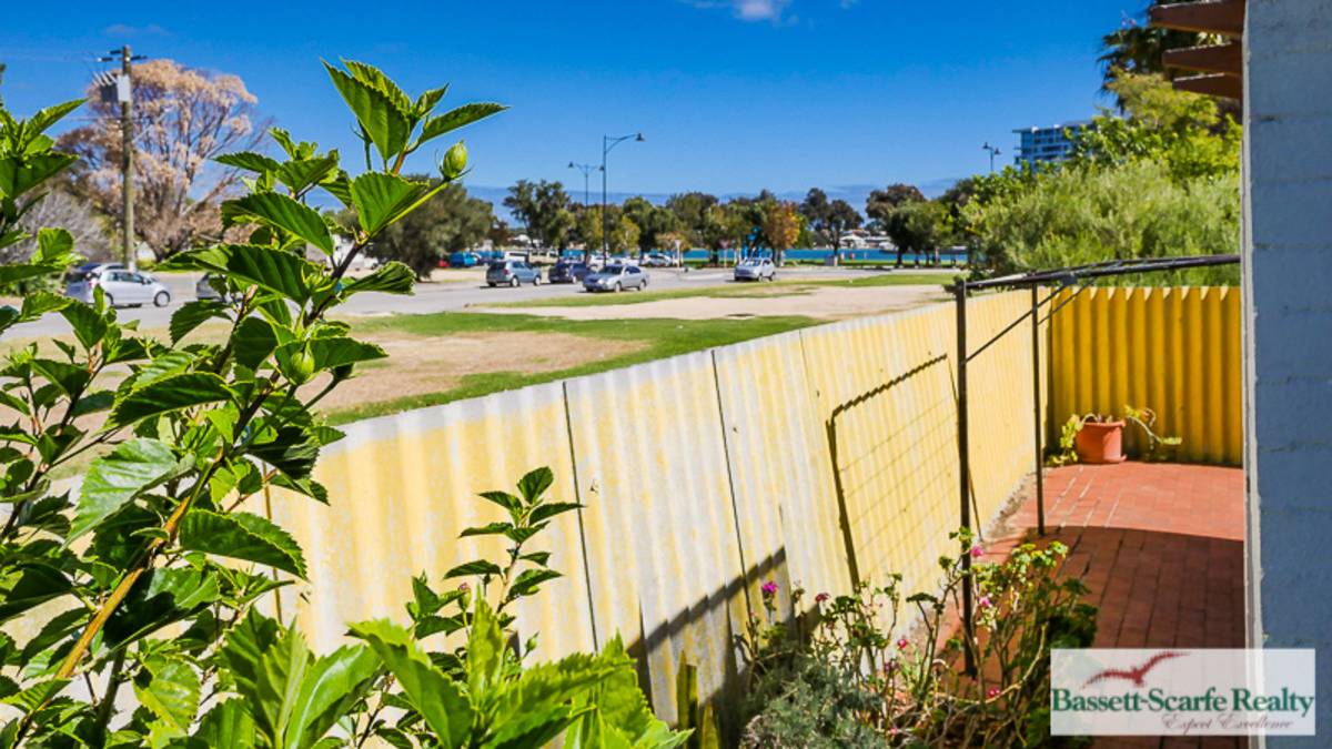 4/44 Sholl Street, Mandurah, WA 6210 AUS