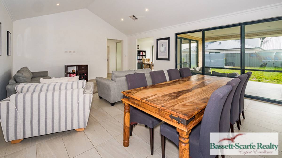 38 Lookout Vista, Singleton, WA 6175 AUS