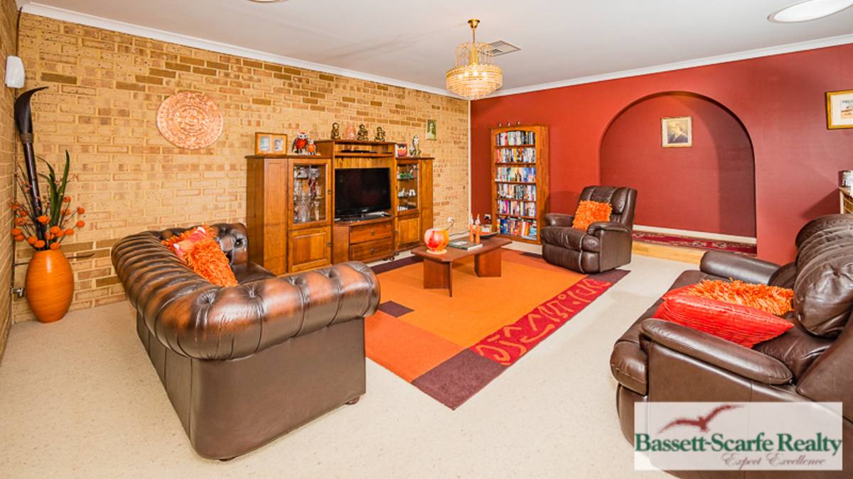 64 Victoria Circle, Greenfields, WA 6210 AUS