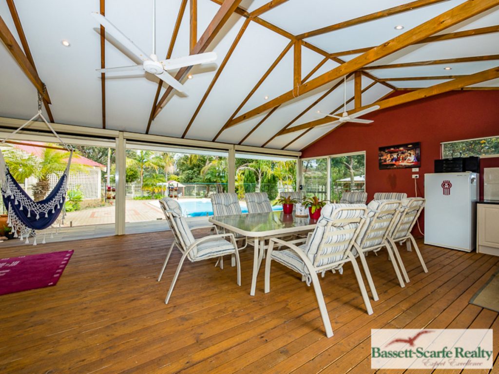 64 Victoria Circle, Greenfields - Thumbnail 3