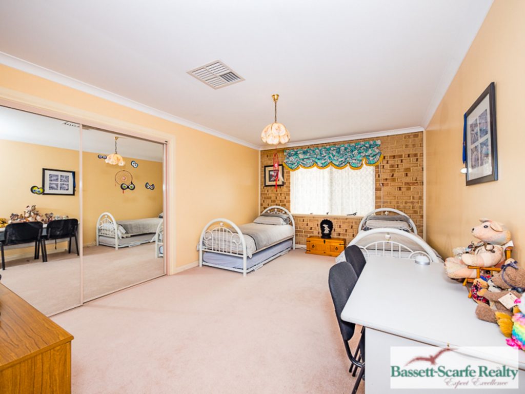 64 Victoria Circle, Greenfields - Thumbnail 8