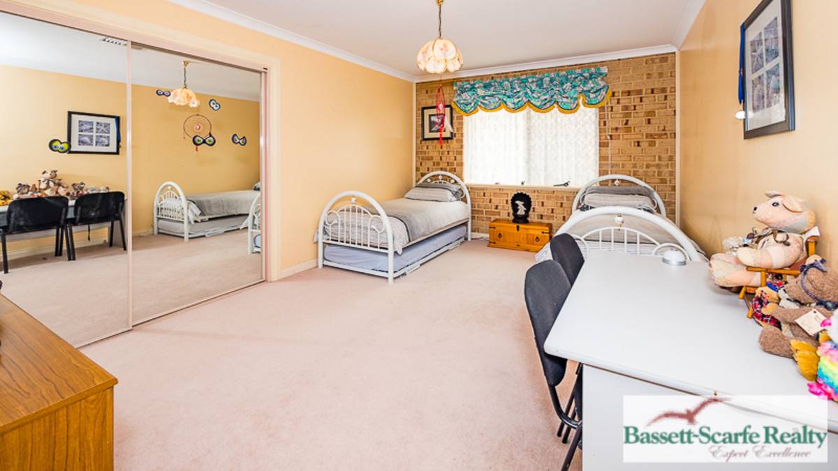 64 Victoria Circle, Greenfields, WA 6210 AUS