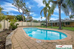 8 Tennyson Avenue, Halls Head, WA 6210 AUS