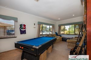 2 Woolah Place, South Yunderup, WA 6208 AUS
