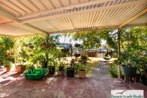 2 Woolah Place, South Yunderup, WA 6208 AUS