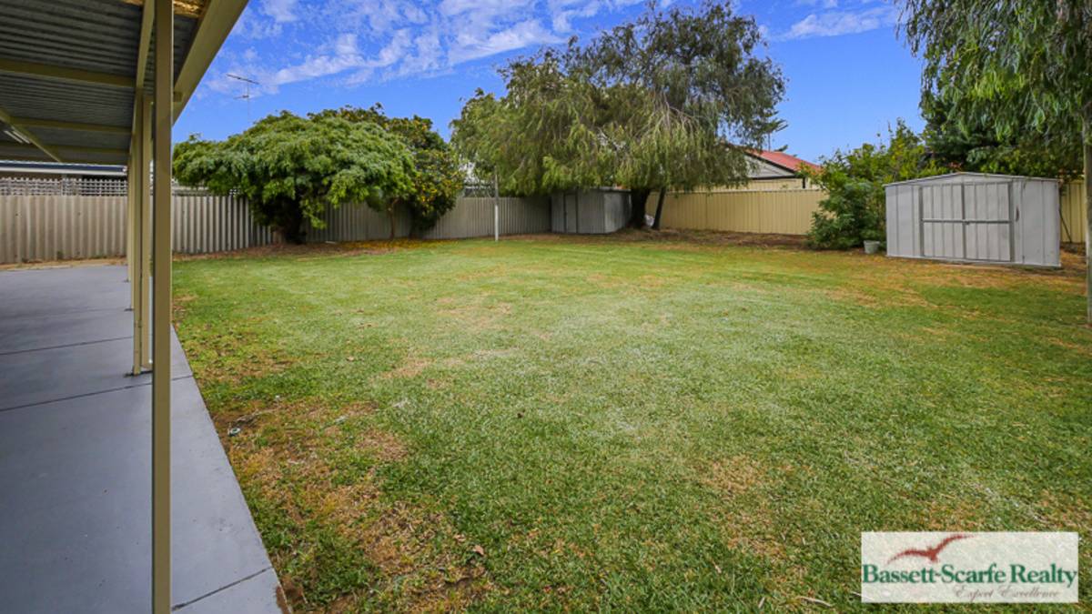 1 Blythwood Street, Dudley Park, WA 6210 AUS