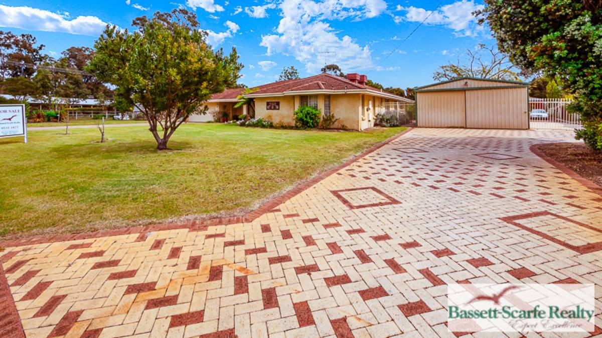 64 Victoria Circle, Greenfields, WA 6210 AUS