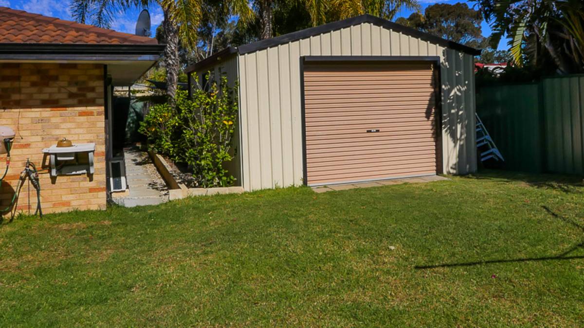6 Allora Place, Dudley Park, WA 6210 AUS
