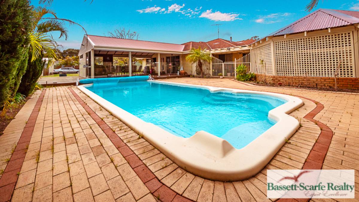 64 Victoria Circle, Greenfields, WA 6210 AUS