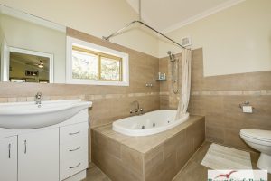 229 Stacey Rise, Lake Clifton, WA 6215 AUS