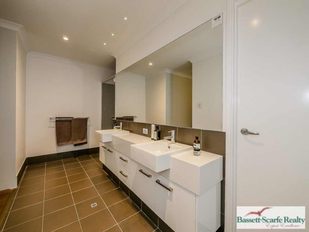 7 Drummore Vista, Madora Bay - Thumbnail 8