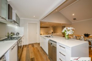 7 Drummore Vista, Madora Bay, WA 6210 AUS
