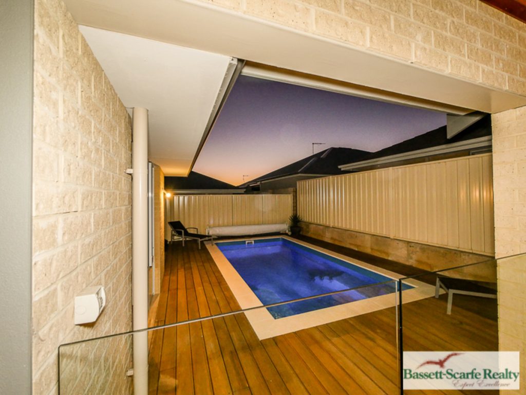 7 Drummore Vista, Madora Bay - Thumbnail 2