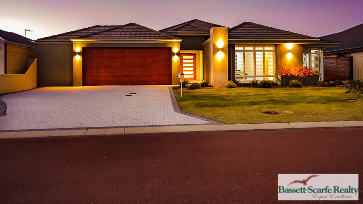 7 Drummore Vista, Madora Bay, WA 6210 AUS