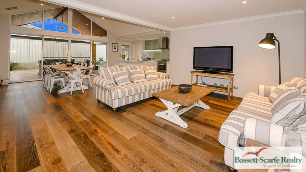 7 Drummore Vista, Madora Bay, WA 6210 AUS